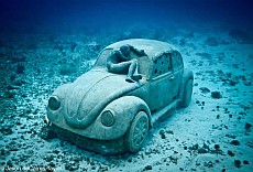 (C) Jason deCaires Taylor
